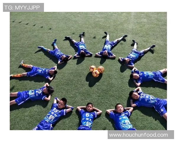 深度对话李强探讨足球人生与职业生涯的精彩瞬间与成长历程